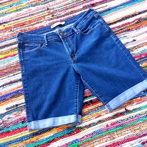 Levi's Denim Cuffed Shorts- #1752⁰